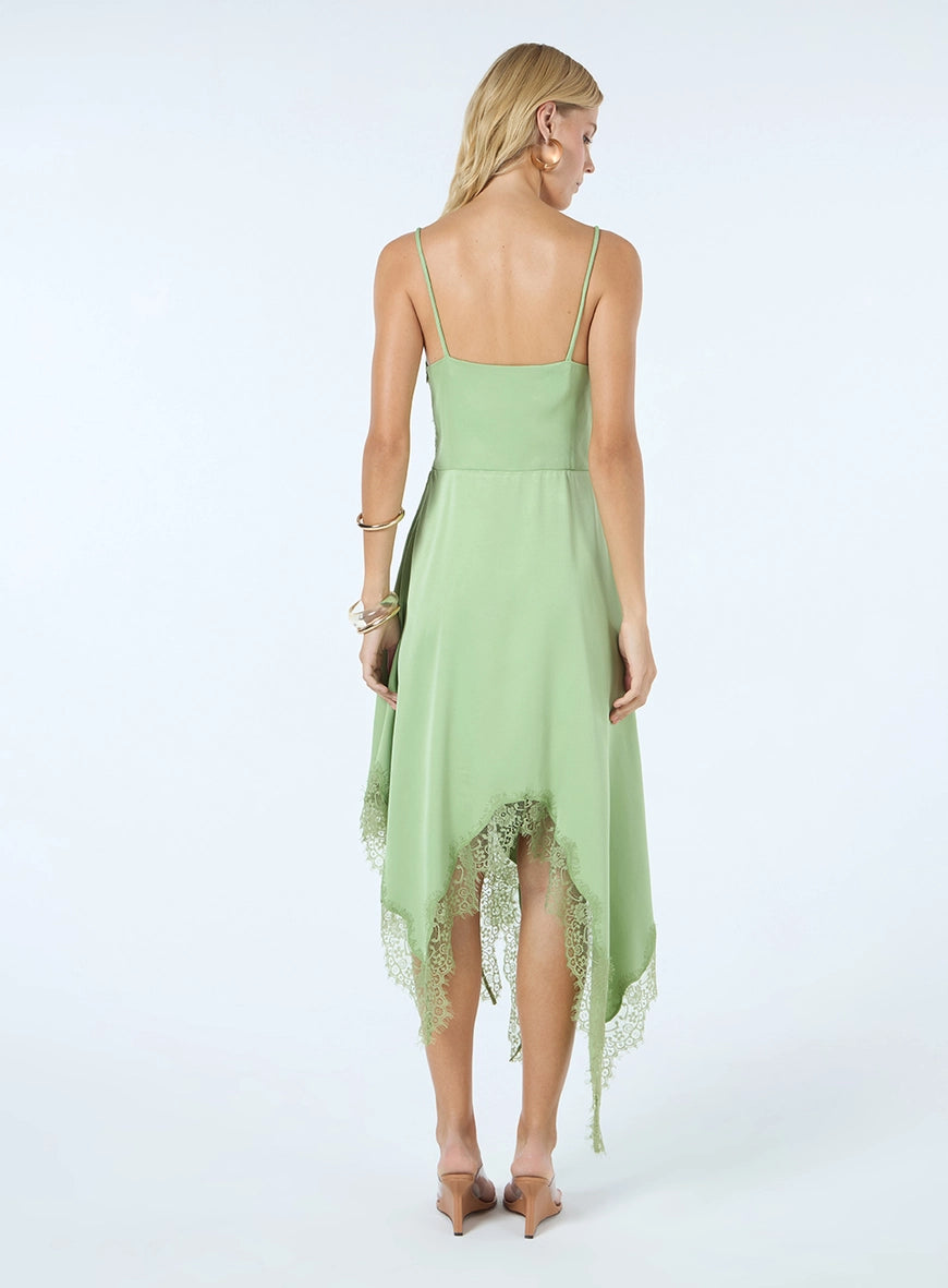 Short Dress with Lace Appliqué – Matcha Green